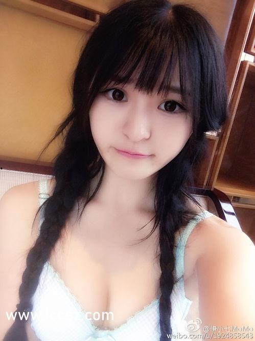 国产极品自拍,展现独特魅力,记录生活瞬间 第3张 国产极品自拍,展现独特魅力,记录生活瞬间 第3张